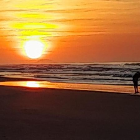 Kitnete Em Itanhaem - Sp.ヴィラ エクステリア 写真